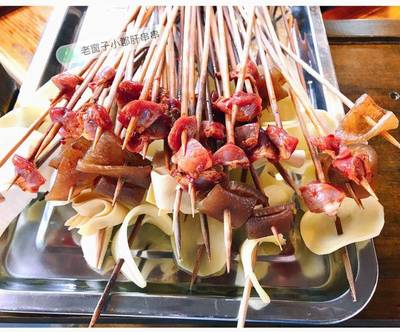 小长假昆明美食攻略:带家人和朋友吃云南民俗菜、串串、柴火鸡