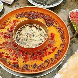 【老火戗四合院】电话_地址_价格_营业时间_世博园云南菜团购 - 昆明美食